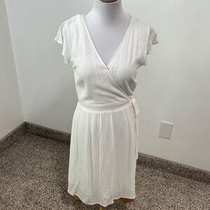 😊 NWT Gilli Midi Dress